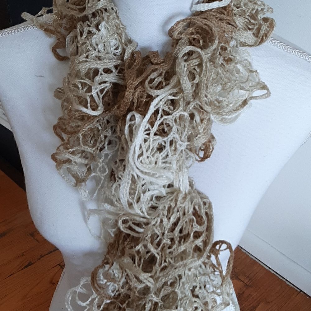 Handmade crochet scarf   - Picture 2 of 3